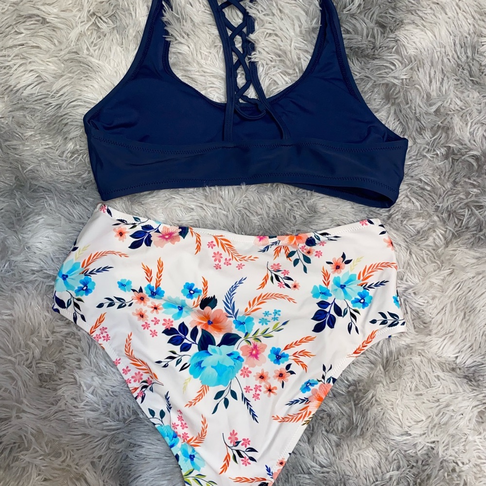 Swim suit